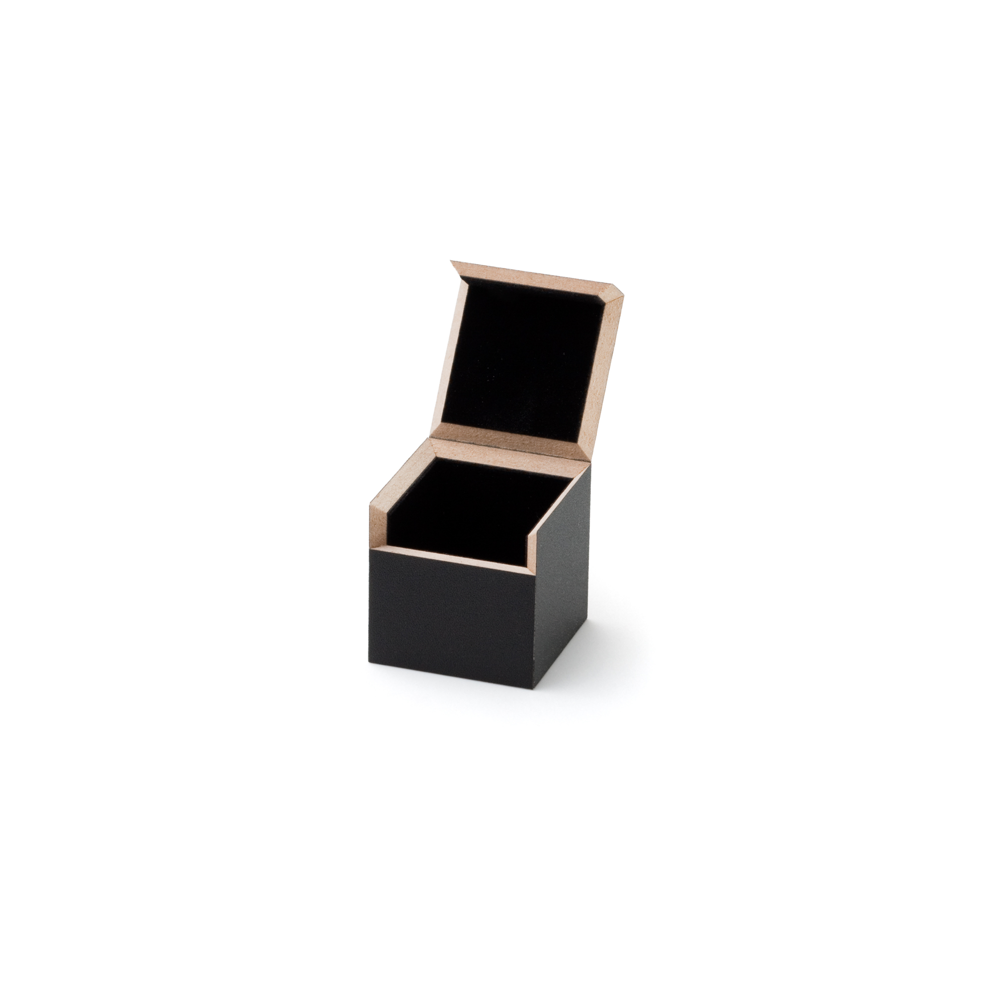 Blackbox Ring klein, 37 x 37 x 37 mm